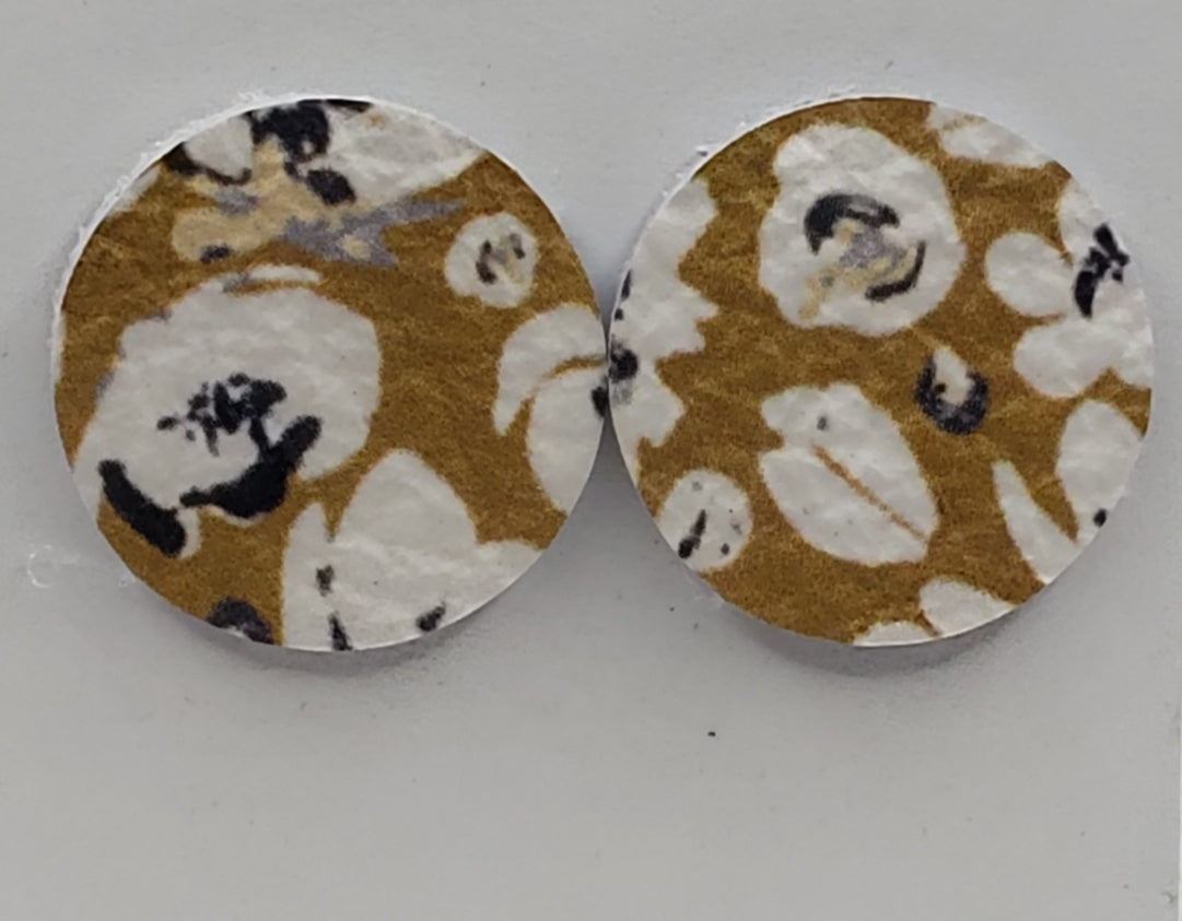 White/Mustard Poppy Studs