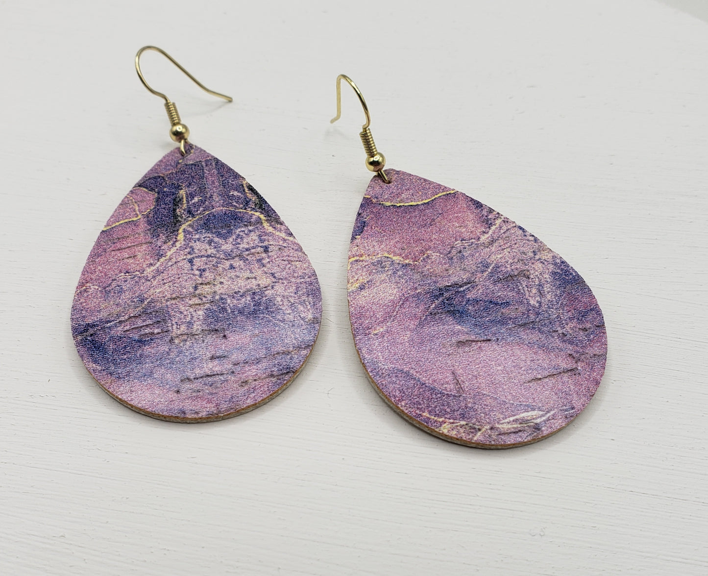 Classic Teardrop - Purple Marble